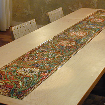 Tavolo con decoro. Ispirato a tappeto persiano, cm.250x100.